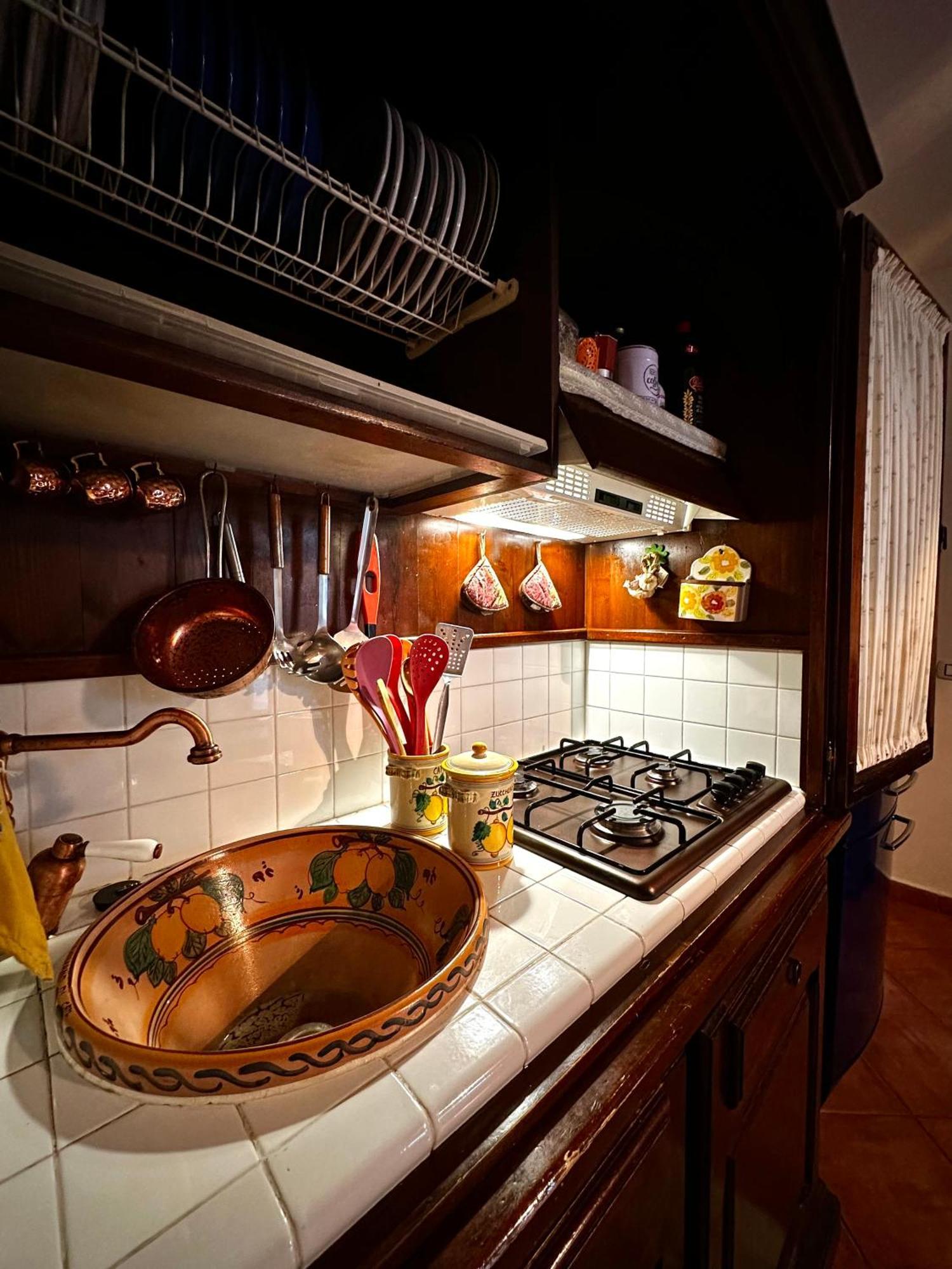 Casa Perciata - Locazione Turistica Apartment Мондело Екстериор снимка