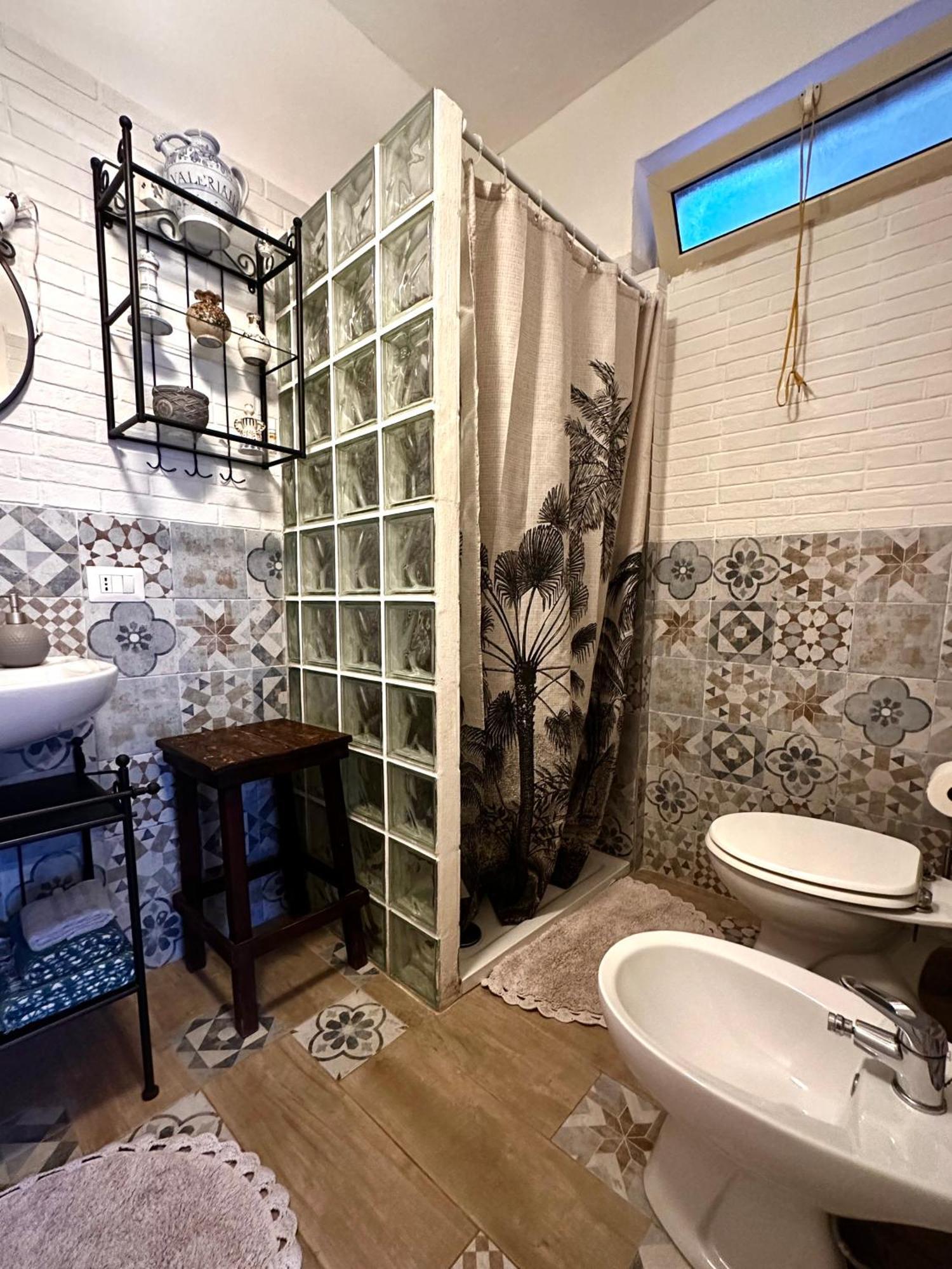 Casa Perciata - Locazione Turistica Apartment Мондело Екстериор снимка